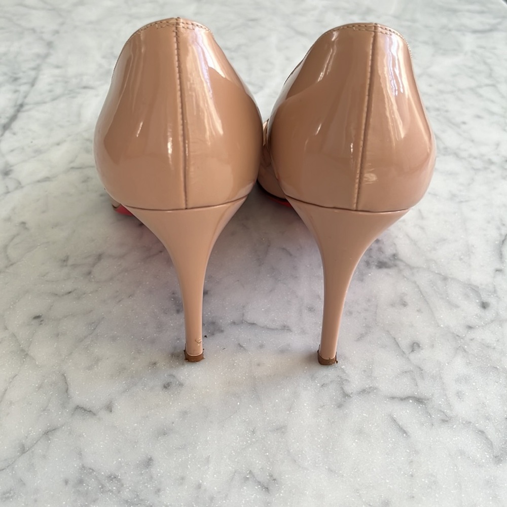 SOLD Christian Louboutin, sz42 Simple 85 Patent Leather Pumps - Picture 4 of 9